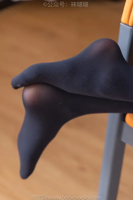 [BoBoSocks袜啵啵]NO.064 稚予-平底鞋、厚黑丝 - BoBoSocks袜啵啵
