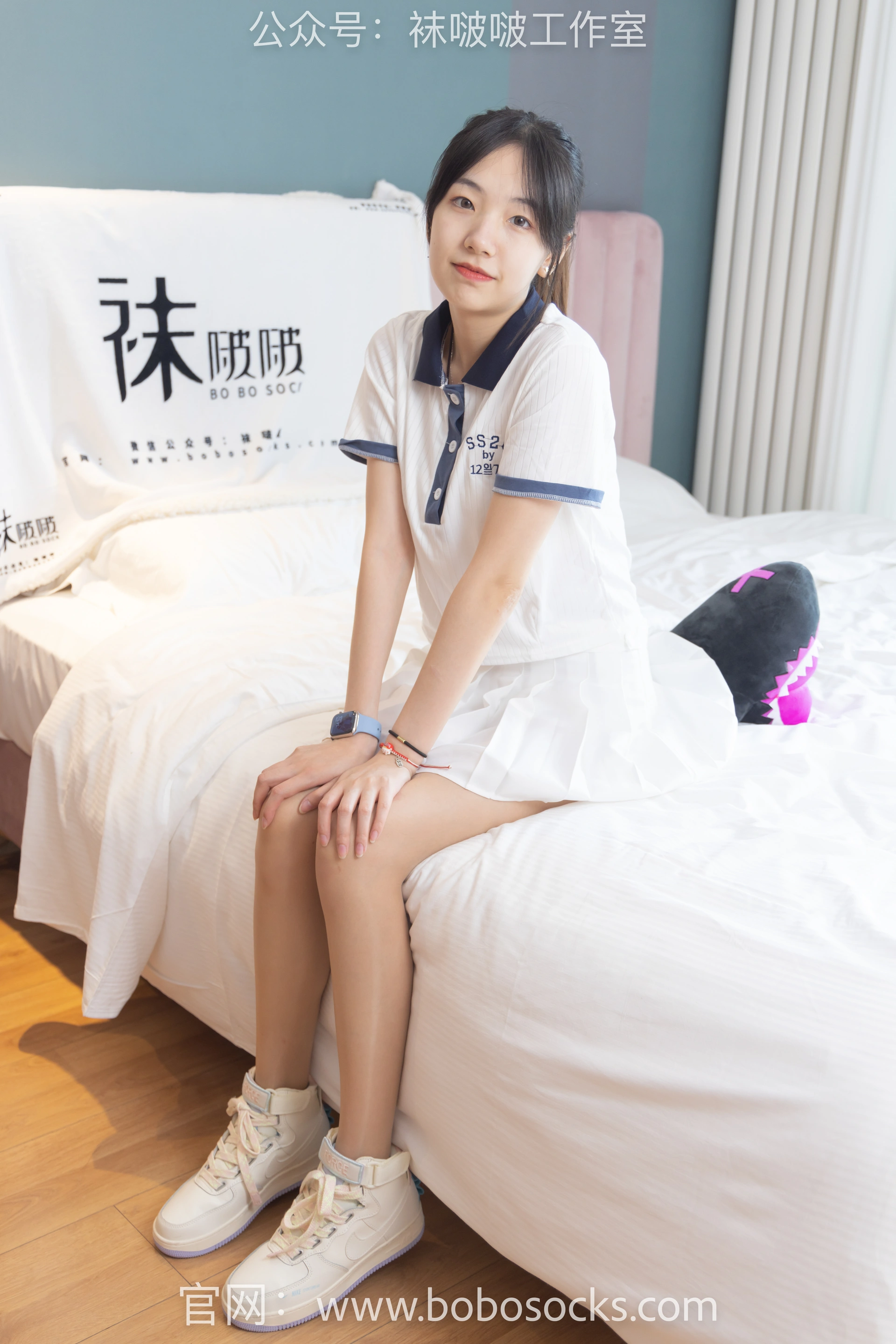 [BoBoSocks袜啵啵]NO.096 小甜豆-板鞋、白棉袜、油亮肉丝 1